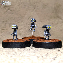 Load image into Gallery viewer, Sassy Butler Droid (Legion) (Pocket Dimension Studios) (SciFi)