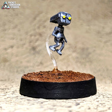 Load image into Gallery viewer, Sassy Butler Droid (Legion) (Pocket Dimension Studios) (SciFi)