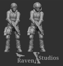 Load image into Gallery viewer, Female Pilot Bundle - Prodos Scale (SciFi) (Raven X)
