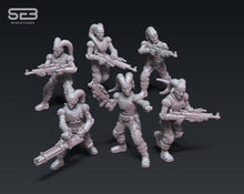 Load image into Gallery viewer, Tentacle Headed Alien Freedom Fighters - Carbineer Bundle (Legion) (Sci-Fi) (Anvilrage)
