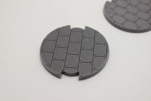 Load image into Gallery viewer, Spaceship Deck/Industrial Miniature Bases 50mm (Wargaming Stuff Kingdom) (Sci-Fi) (DandD)

